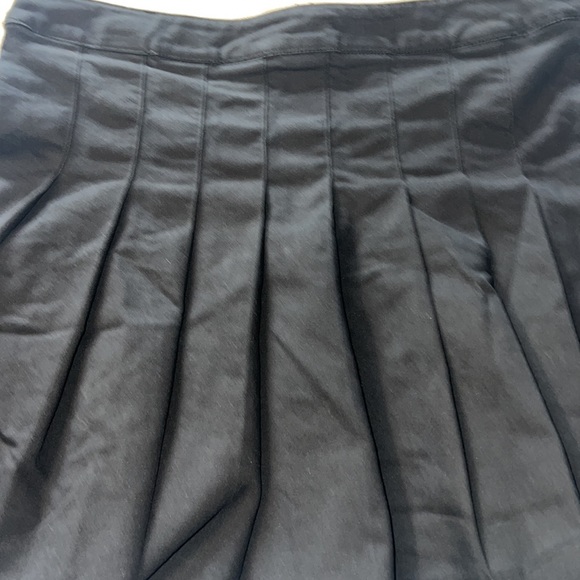 LE LIS pleated skirt - Picture 3 of 5